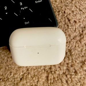 Apple AirPod Pros | Second Gen | Charging Case